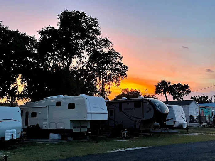 Indian Mound Fish Camp Picture 10