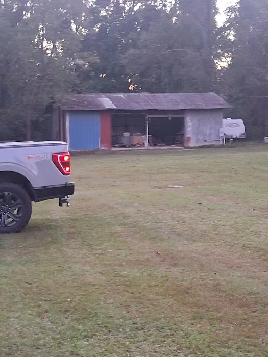 Happy Hideaway rv resort Picture 2