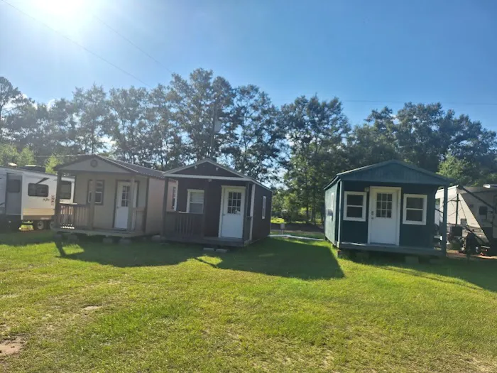 Happy Hideaway rv resort Picture 5