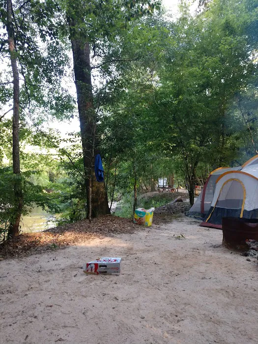 Riversedge Campground Picture 10