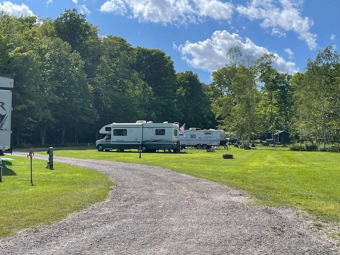 Elli's Lazy Days Resort & Camground Picture 10