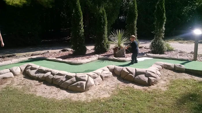 Frontier Wilderness Campground Picture 3