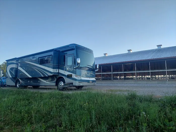 Schwittay Farms Harvest Host Picture 1