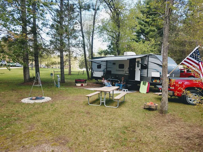 Peshtigo River Campground, LLC Picture 9