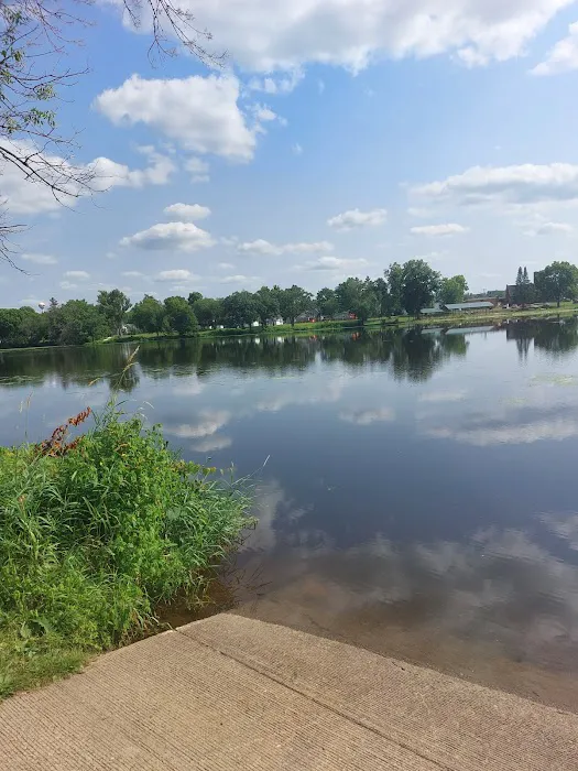 Crystal Lake Campground Strum, Wisconsin Picture 3