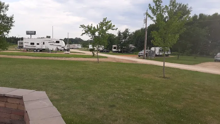 Green Acres RV Park Picture 8