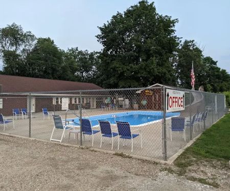 Camp At the Woods (Open Year Around)