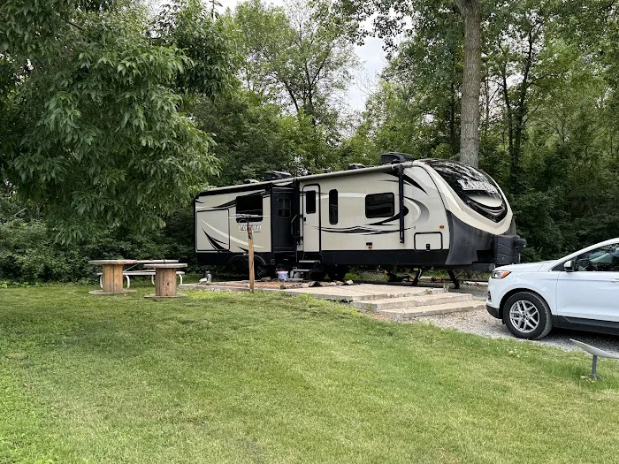 Camp At the Woods (Open Year Around) Picture 3