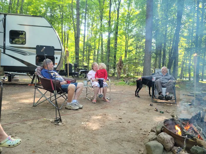 Boulder Lake Lodge Campground Picture 6