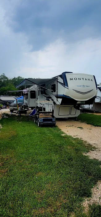 SIRenity Farms Campground Picture 2