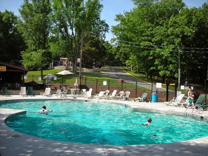 Yogi Bear's Jellystone Park Picture 11