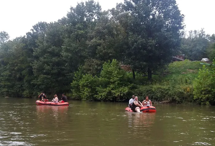 Garrisons River Resort Picture 1
