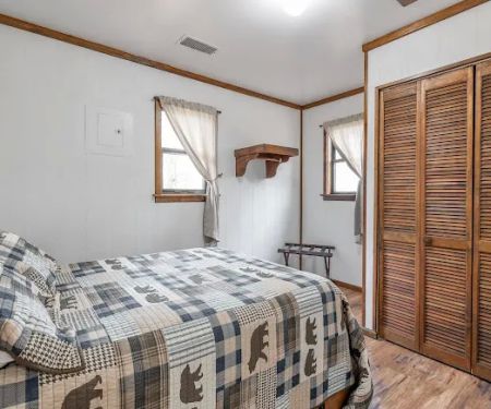 ItzaWayzBack Farm LLC