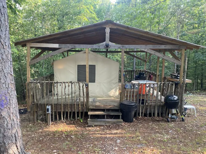 Two Rivers Ozark Cabins and Glamping Tents Picture 6