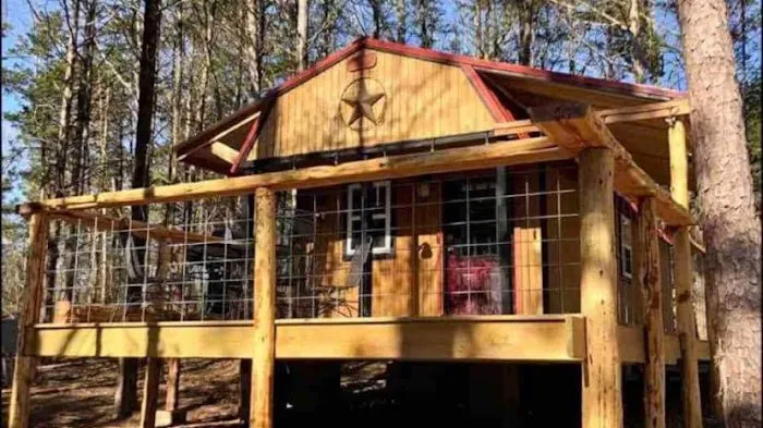 Deadwood Acres Hideaway Picture 1