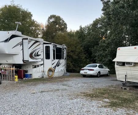 Travelers Camper Park Campground