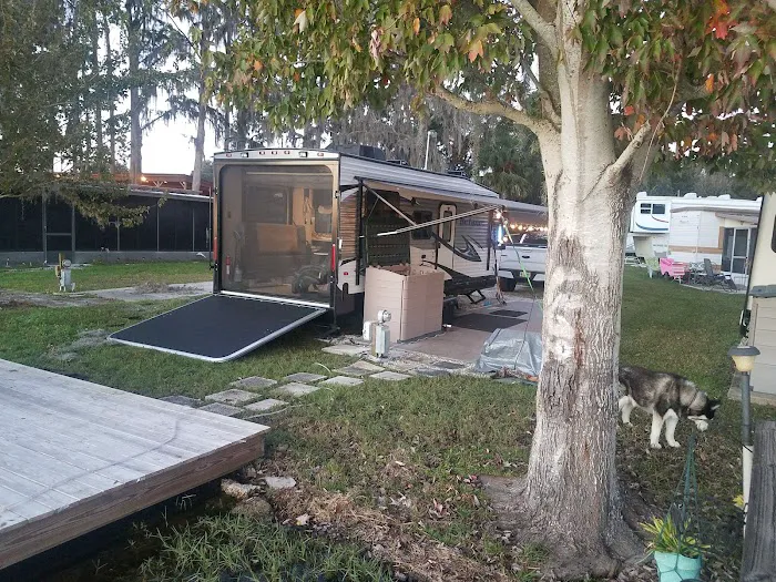 Lake Harris Lodge Picture 10