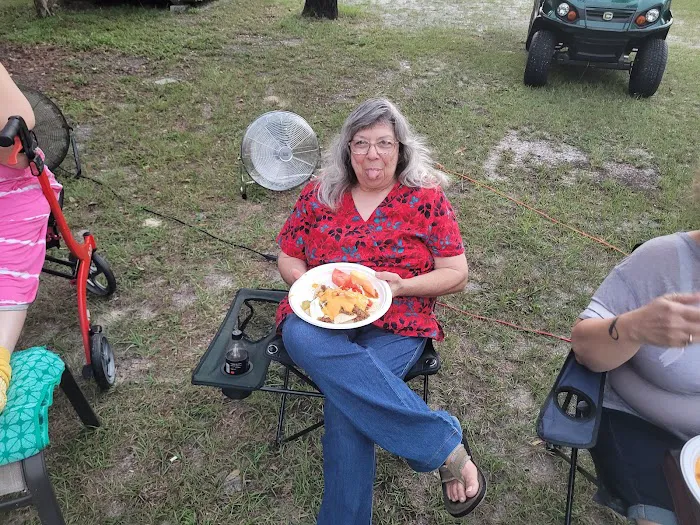 Hawks Nest RV Park & Campground Picture 2