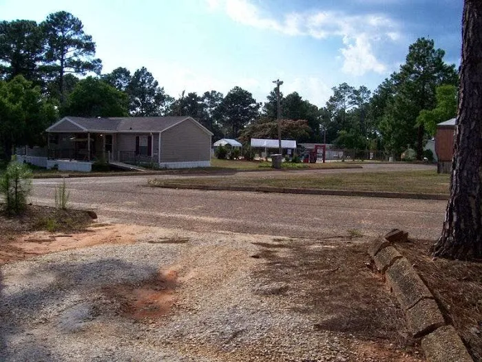 Enterprise Manufactured Home and R V Park Picture 7