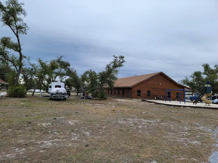 Tyndall AFB FamCamp Picture 3