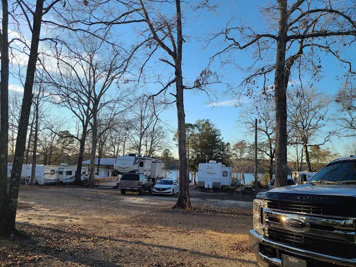 Lake Victor Picture 7