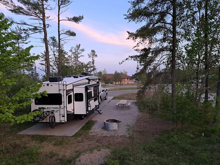 Manistique Lakeshore Campground Picture 2