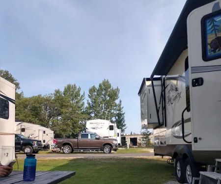 Gladstone Bay Campground