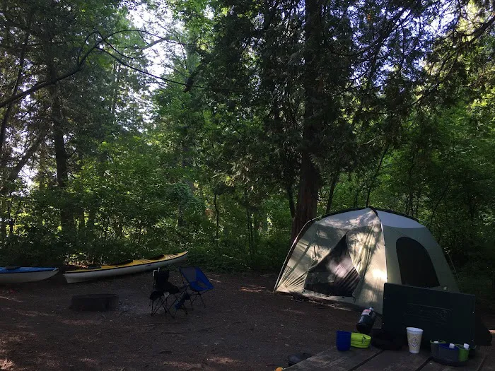 North Nicolet Bay Campground Picture 4