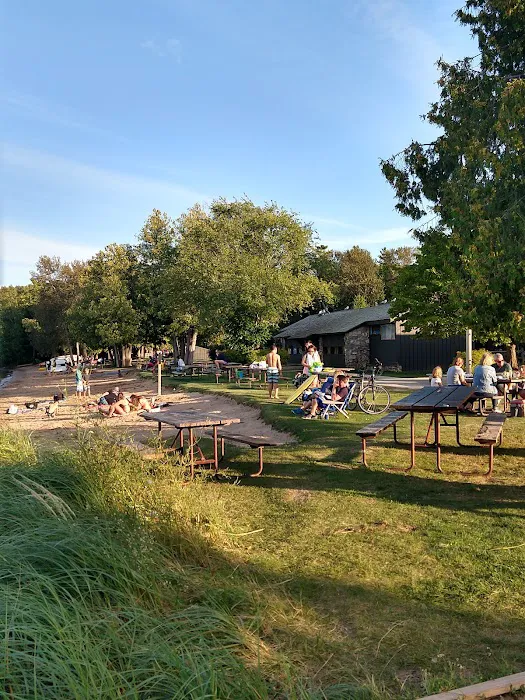 North Nicolet Bay Campground Picture 3