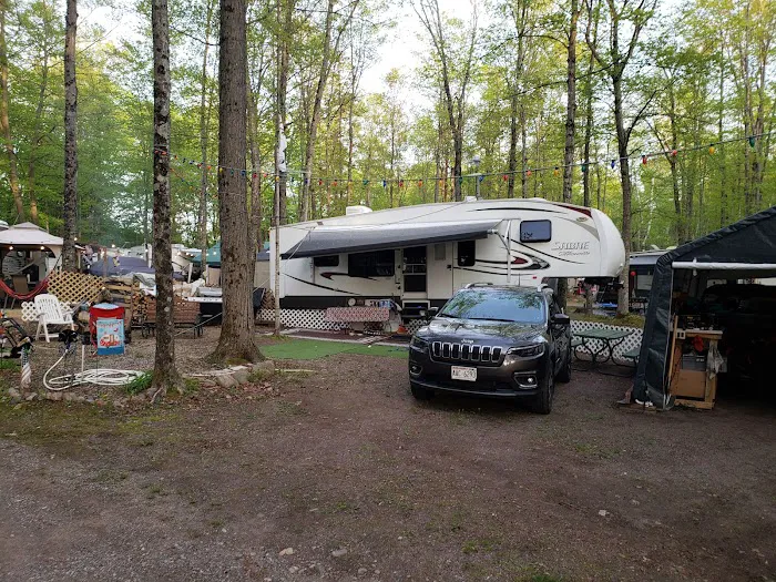 Maple Heights Campground Picture 3