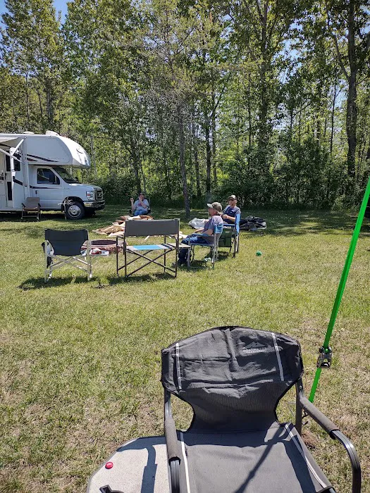 Coyote RV Park & Campground Picture 7