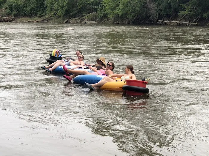 Rock-n-Row Adventures Iowa River Tubing Picture 4