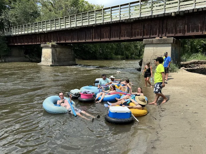 Rock-n-Row Adventures Iowa River Tubing Picture 2
