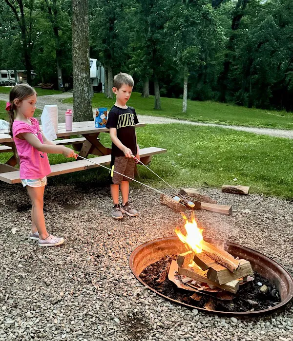 Oakwoods Trails Campground Picture 6