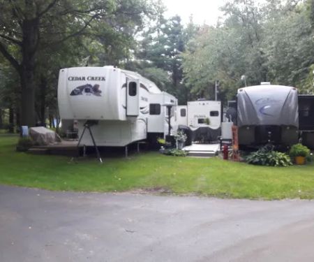 Twin Oaks Campgrounds