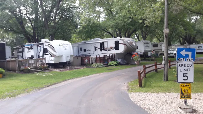 Twin Oaks Campgrounds Picture 2
