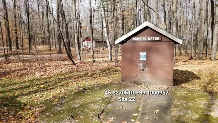 Jack Lake Campground Picture 2