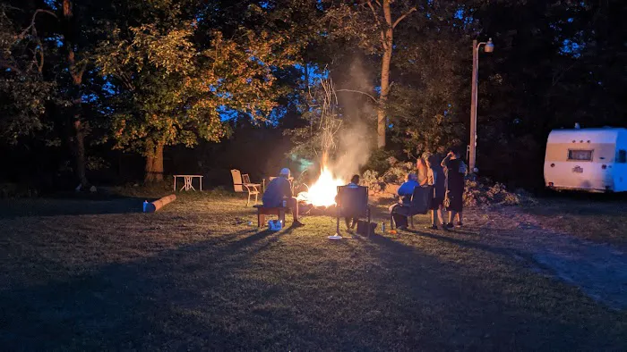 Kamp Kin Nardly Picture 2