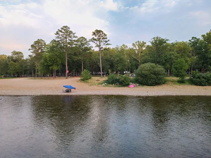 Apple Jack's 21 Cabins RV Campground Picture 4