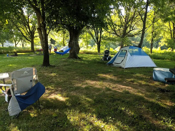 Alley Spring Campground Picture 10