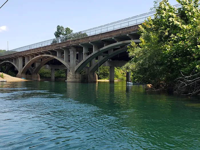 Jacks Fork Campground Picture 2