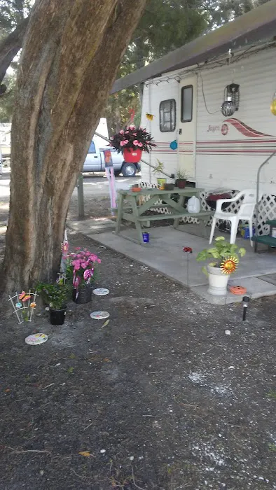 Hudson Hollow RV Park Picture 6