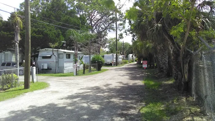 Hudson Hollow RV Park Picture 8