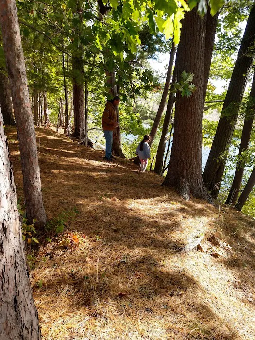 Pioneer Trail Park Picture 7