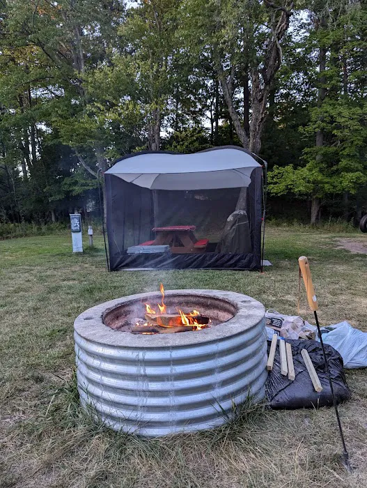 Pioneer Trail Park Picture 1