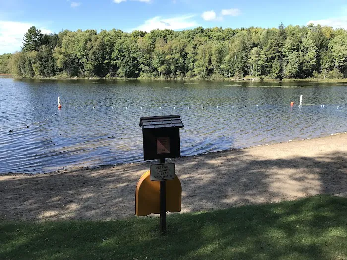 Richardson Lake Campground Picture 3