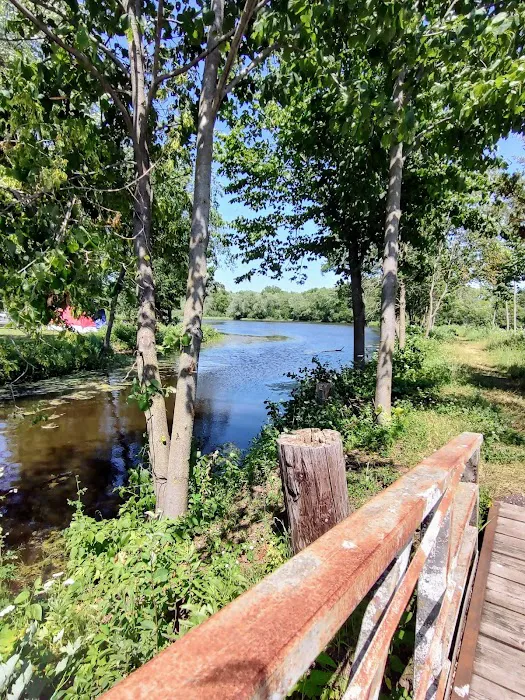 Chapman Lake Campgrounds(Showers) Picture 5