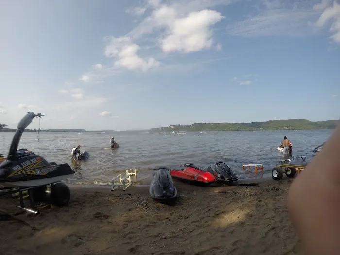 Lake Pepin Campgrounds & Trailer Picture 4