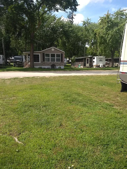 Lake Pepin Campgrounds & Trailer Picture 3