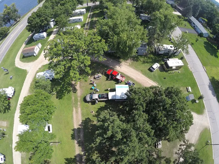 Lake Pepin Campgrounds & Trailer Picture 9